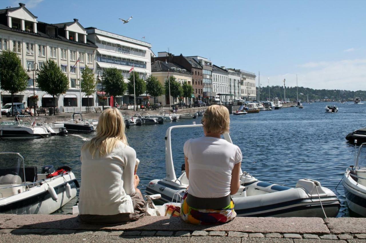 Vesterveien Panorama Arendal Buitenkant foto